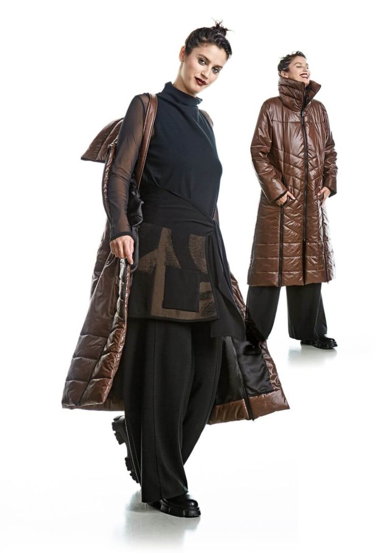 Philomena Christ Herbst_Winter 2022 Coat maroon